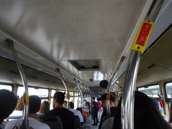 バスの中